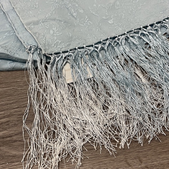 Mortada Women’s Icy Blue Shawl/Scarf - NWT - Picture 2 of 8